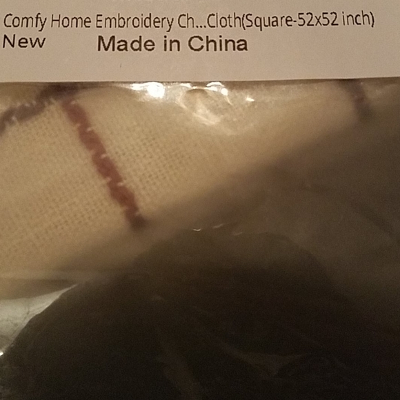 Tablecloth NWT 52 x 52 inches by Comfy Home - Picture 4 of 4